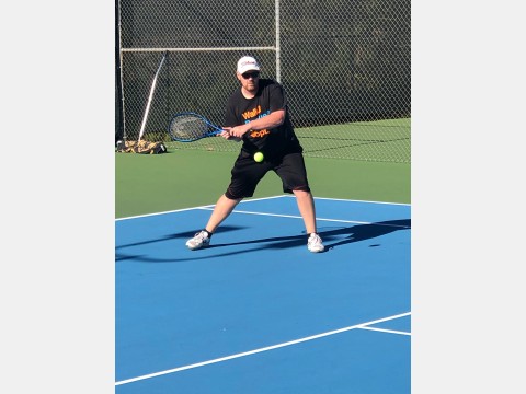 Right photo of tennis players