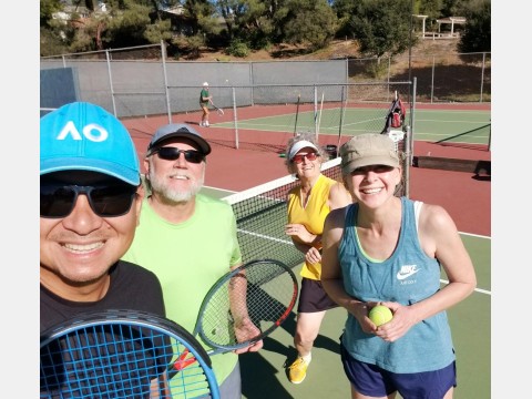 Right photo of tennis players